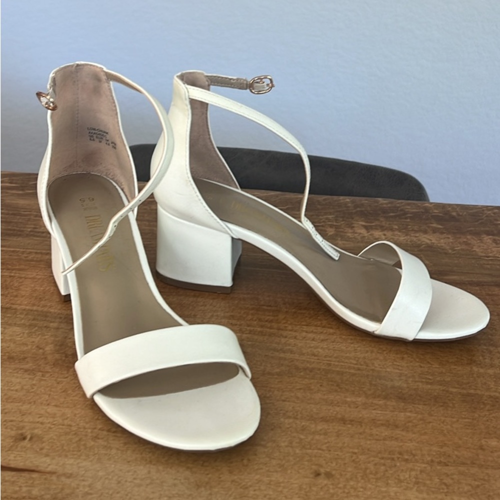 Dream pairs 2 inch white heeled sandals